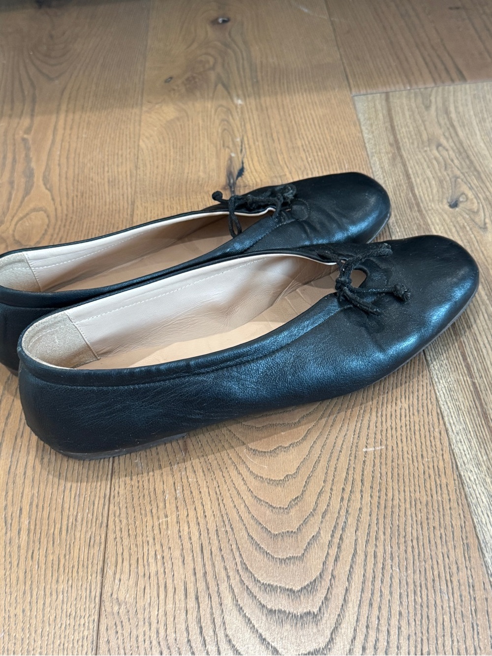 Maguire Prato Ballet Flats with decorative bow - Picture 6 of 8